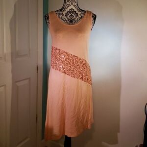Simply Noelle asymmetrical hem sequin tank dress à